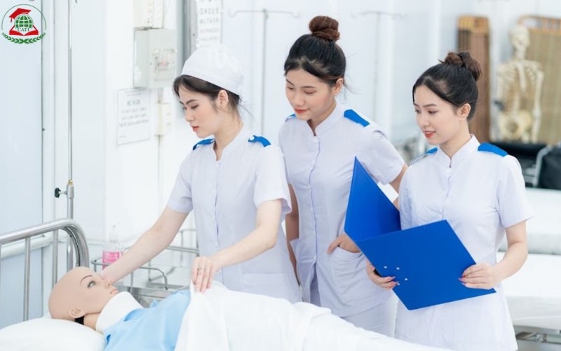 Tại sao nên học Trung cấp từ xa ngành Y sĩ đa khoa tại Học viện Cati