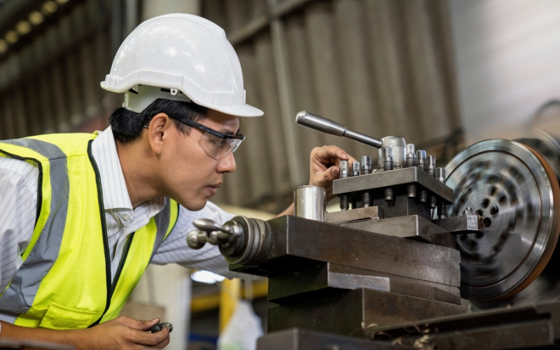 Mục tiêu đào tạo Trung cấp Công nghệ Kỹ thuật cơ khí