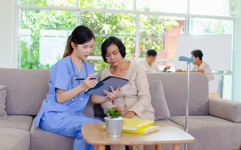 Tại Sao Nên Học Ngành Điều Dưỡng?