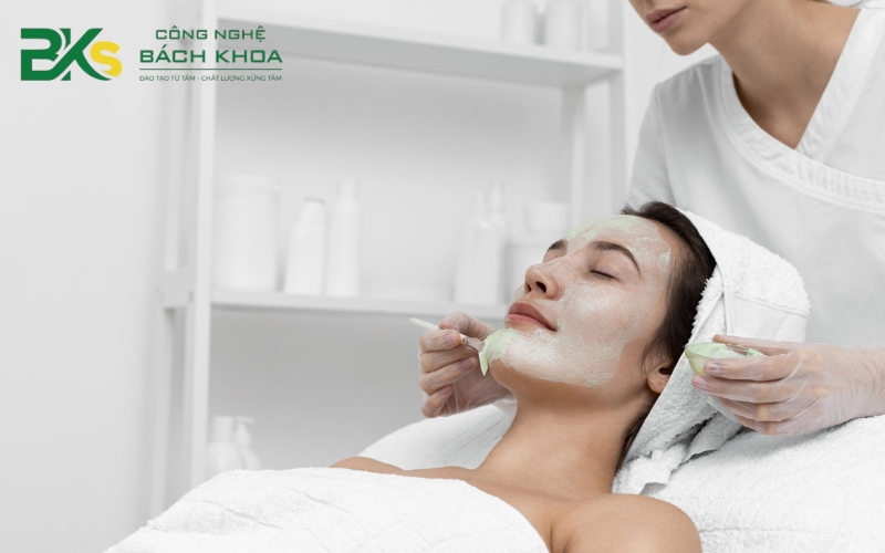 Trung cấp Chăm sóc sắc đẹp cơ hội việc làm như thế nào?