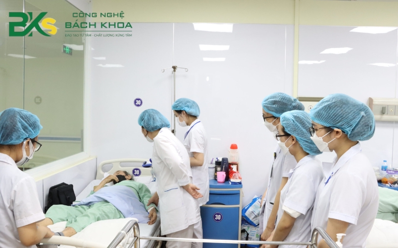 Thông tin xét tuyển Trung cấp Y sĩ đa khoa tại Trường Công Nghệ Bách Khoa