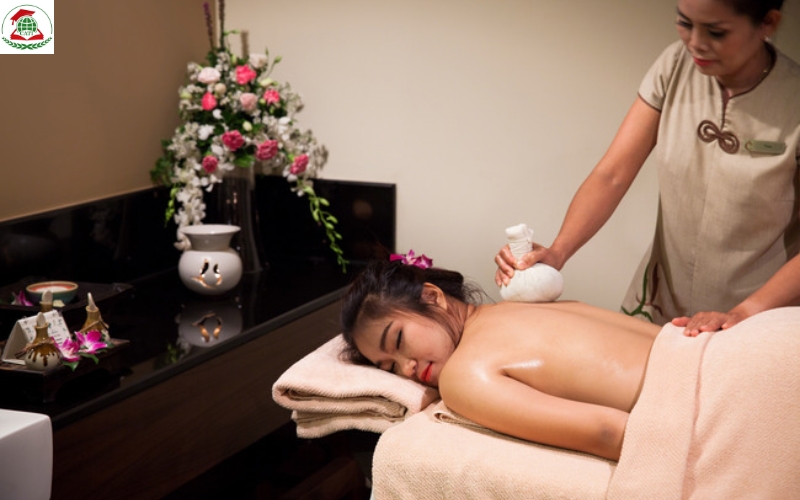Có nên chọn học Trung cấp Chăm sóc sắc đẹp không?