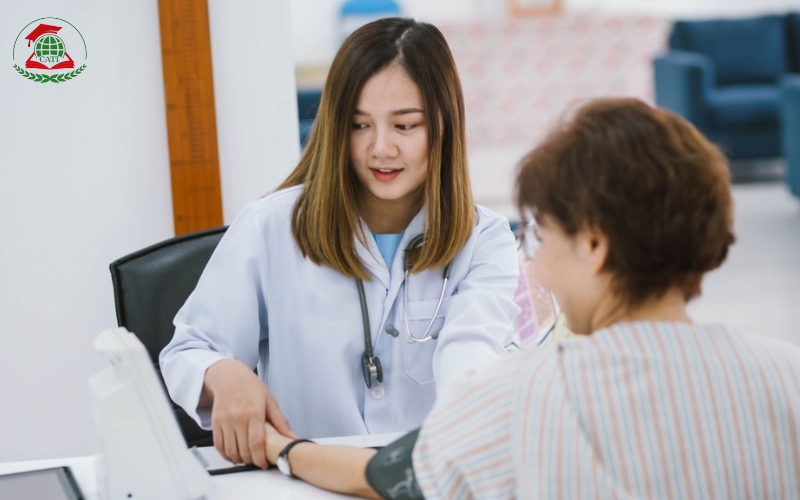 Điều kiện để học Liên thông Cao đẳng Y sĩ đa khoa