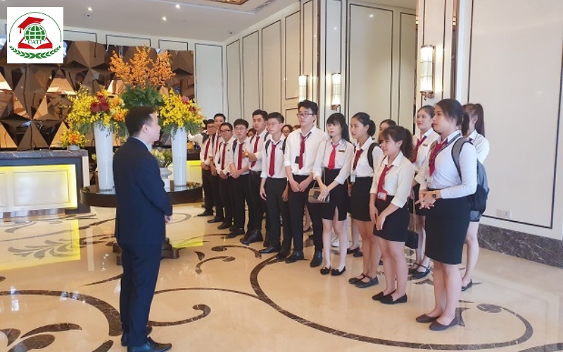 Giới thiệu Trung cấp Quản trị lữ hành chính quy là gì?