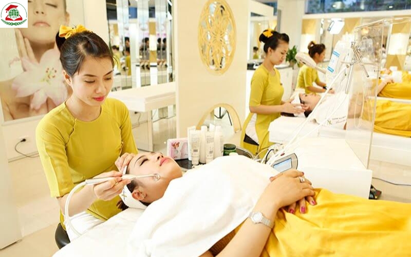 Học Trung cấp Chăm sóc sắc đẹp ở đâu uy tín?