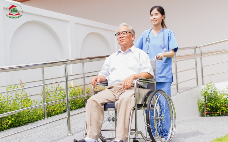Trung cấp Điều dưỡng vừa học vừa làm là gì?