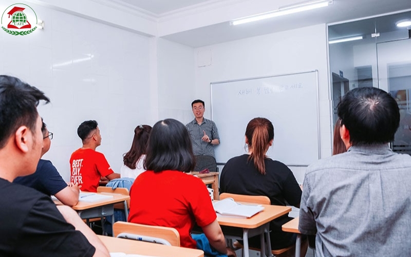 Có nên chọn học Liên thông Cao đẳng tiếng Trung theo hình thức đào tạo từ xa