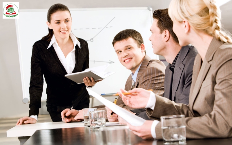 Mức học phí và thời gian học Cao đẳng Quản trị kinh doanh từ xa