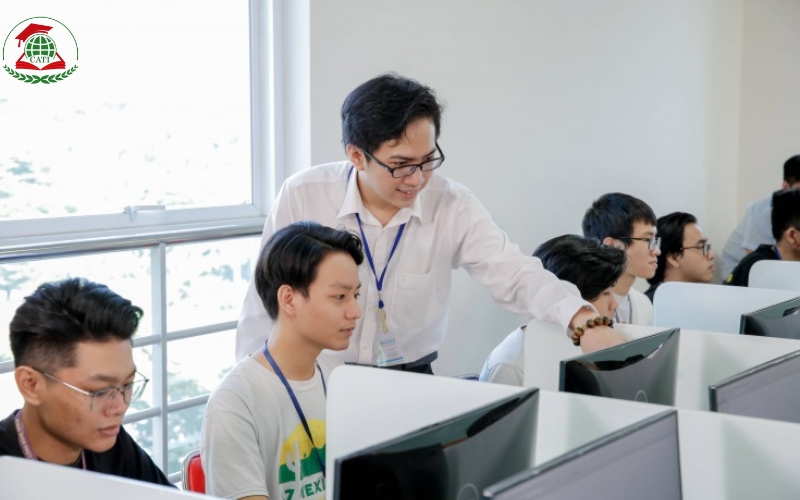 Nội dung học Trung cấp Công nghệ thông tin Vừa học vừa làm