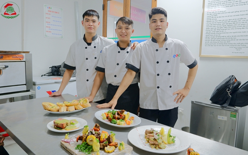 Học Trung cấp Kỹ thuật chế biến món ăn Cấp tốc ở đâu?