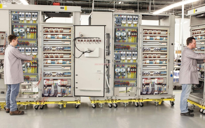 Học phí học Trung cấp Điện công nghiệp -  Dân dụng năm nay bao nhiêu?