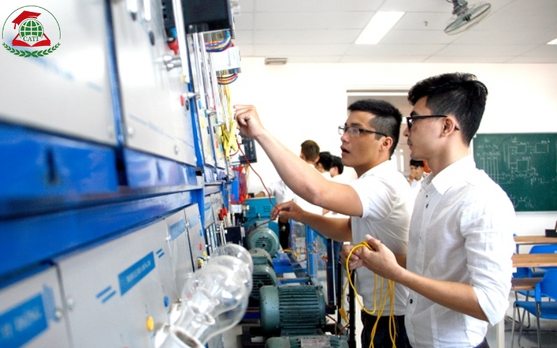 Mục tiêu đào tạo Trung cấp Điện công nghiệp từ xa