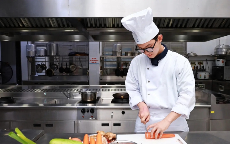 Nội dung học Trung cấp Kỹ thuật chế biến món ăn Từ xa