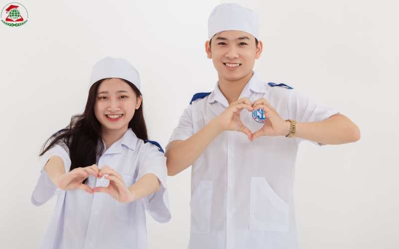 Vì sao nhiều người chọn học online ngành Y sĩ đa khoa