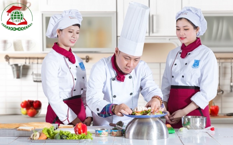 Bằng Trung cấp ngành Kỹ thuật chế biến món ăn vào năm 2026 còn giá trị không?