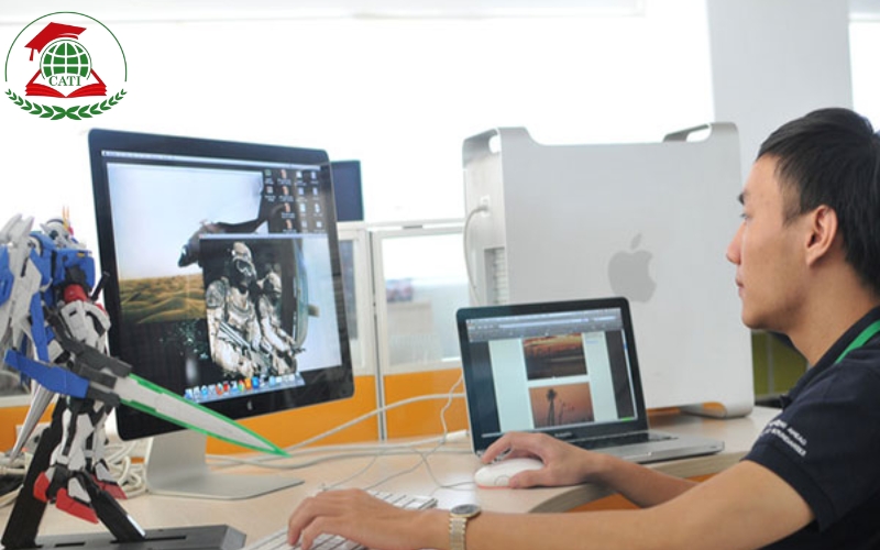 Học Cao đẳng Thiết kế đồ họa trực tuyến ra trường có dễ xin việc không?