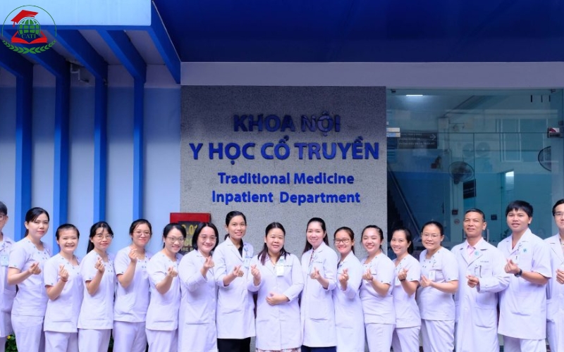 Học Trung cấp Y học cổ truyền xong có mở phòng khám được không?