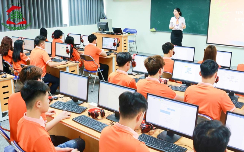 Mức lương của Trung cấp Công nghệ thông tin online bao nhiêu?