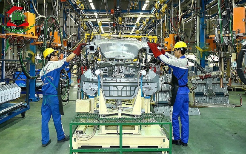 Học Trung cấp ngành Công nghệ ô tô mấy năm?