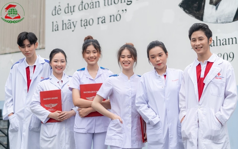 Ai nên học Văn bằng 2 Trung cấp Y học cổ truyền?