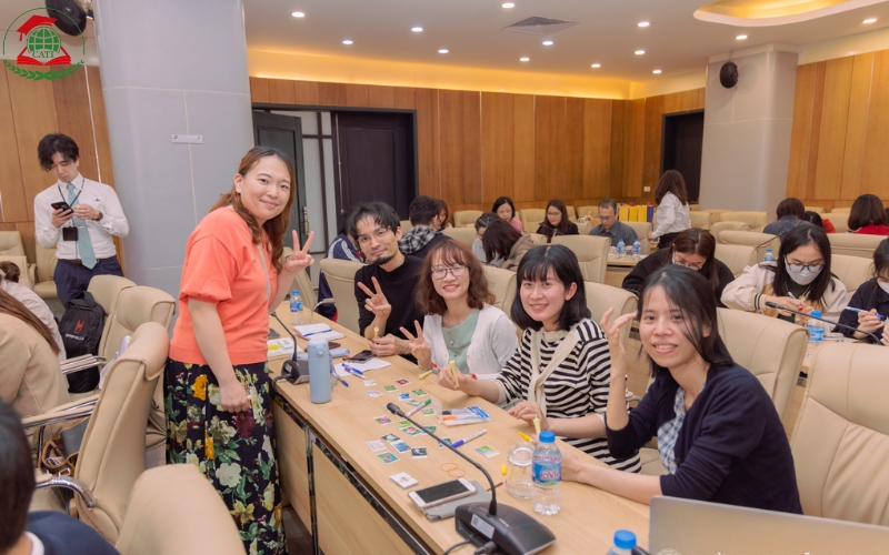 Mức lương sau khi ra trường Trung cấp Tiếng Nhật khoảng bao nhiêu?