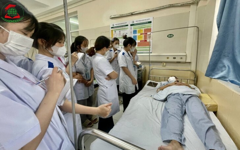 Tại sao nhiều người chọn học Cao đẳng Điều dưỡng từ xa?