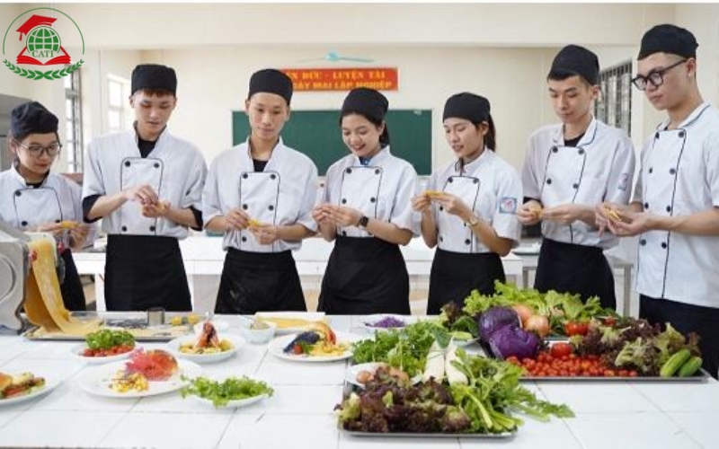 Trường đào tạo Trung cấp Kỹ thuật chế biến món ăn uy tín