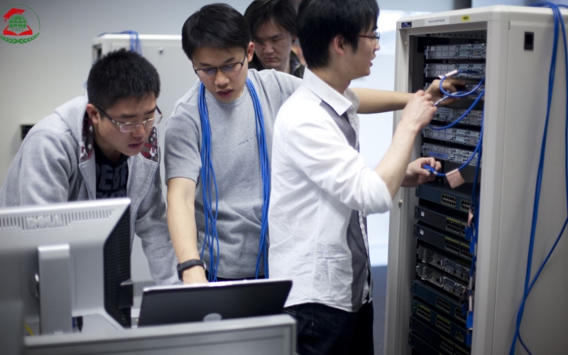 Cao đẳng Quản trị mạng máy tính học những gì?