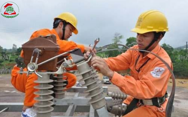 Người chưa biết gì về ngành điện công nghiệp có học được không?