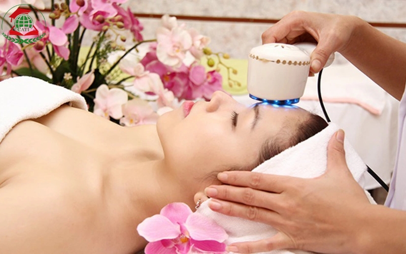 Thông tin xét tuyển đào tạo Văn bằng 2 ngành Chăm sóc sắc đẹp 