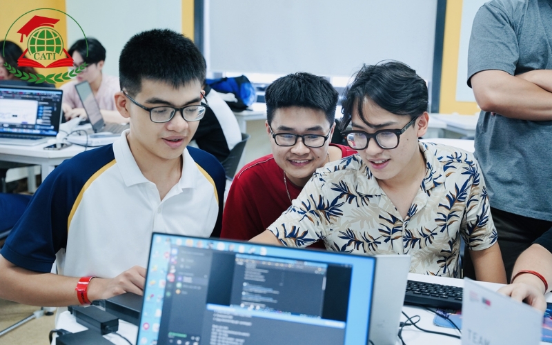 Học phí Văn bằng 2 ngành Công nghệ thông tin hệ Từ xa bao nhiêu?
