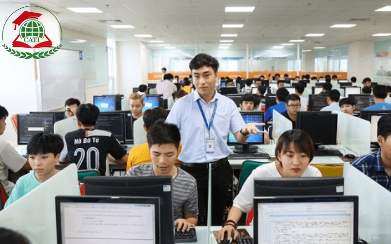 Văn bằng 2 ngành Công nghệ thông tin hệ Từ xa học ở đâu uy tín?