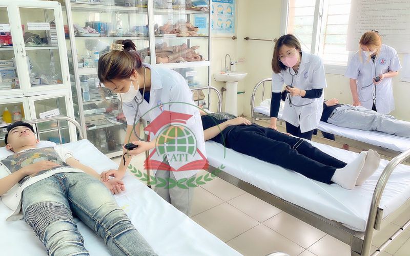 Học ngành Y sĩ đa khoa mất bao lâu mới tốt nghiệp?