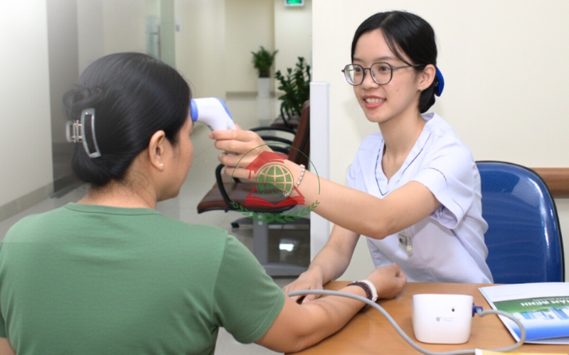 Mức lương ngành Điều dưỡng sau khi tốt nghiệp khoảng bao nhiêu?