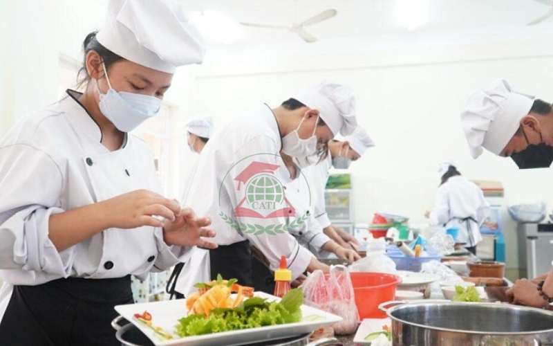Tốt nghiệp ngành Kỹ thuật chế biến món ăn làm được những công việc gì?