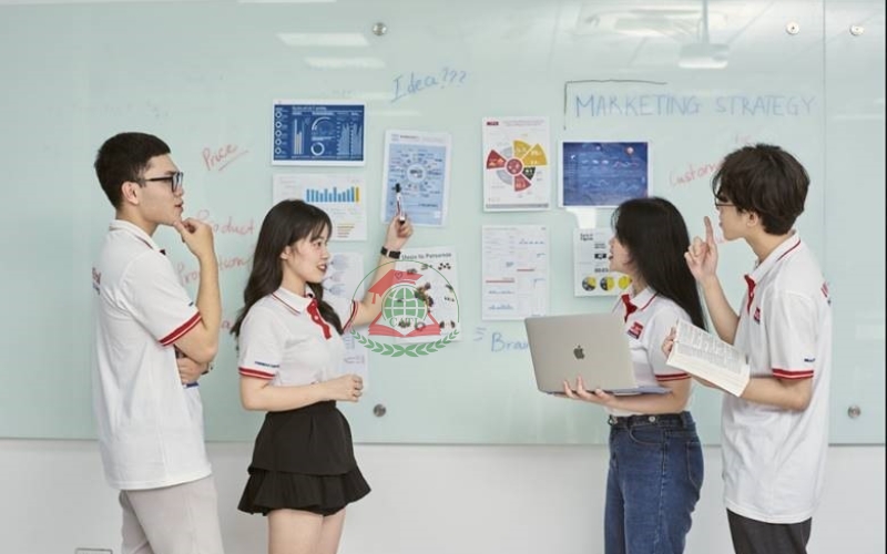 Học Liên thông ngành Quản trị kinh doanh có cần đi học thường xuyên không?