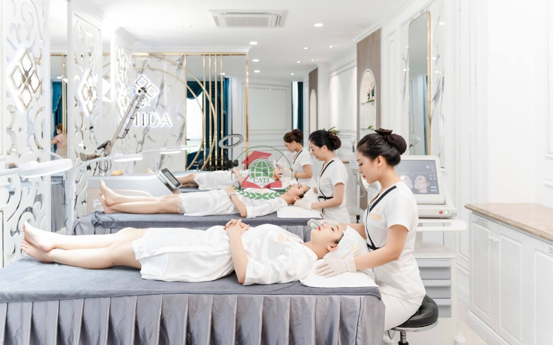 Học Trung cấp Thẩm mỹ mất bao lâu?